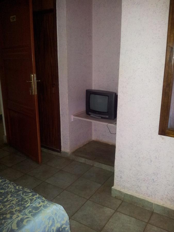 Areba Hotel Entebbe Bagian luar foto