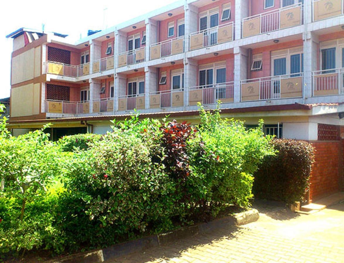 Areba Hotel Entebbe Bagian luar foto