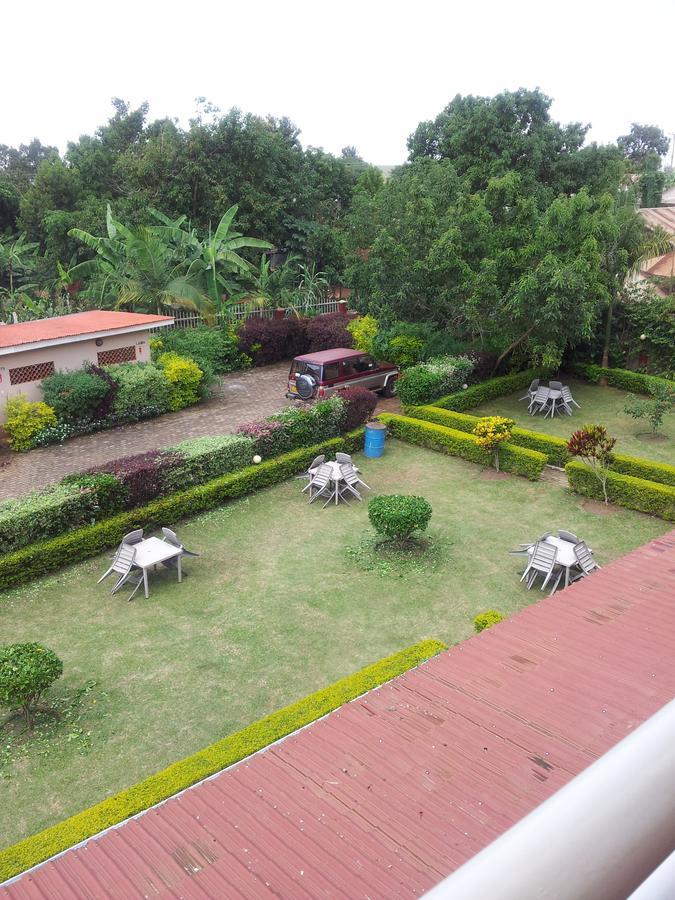 Areba Hotel Entebbe Bagian luar foto