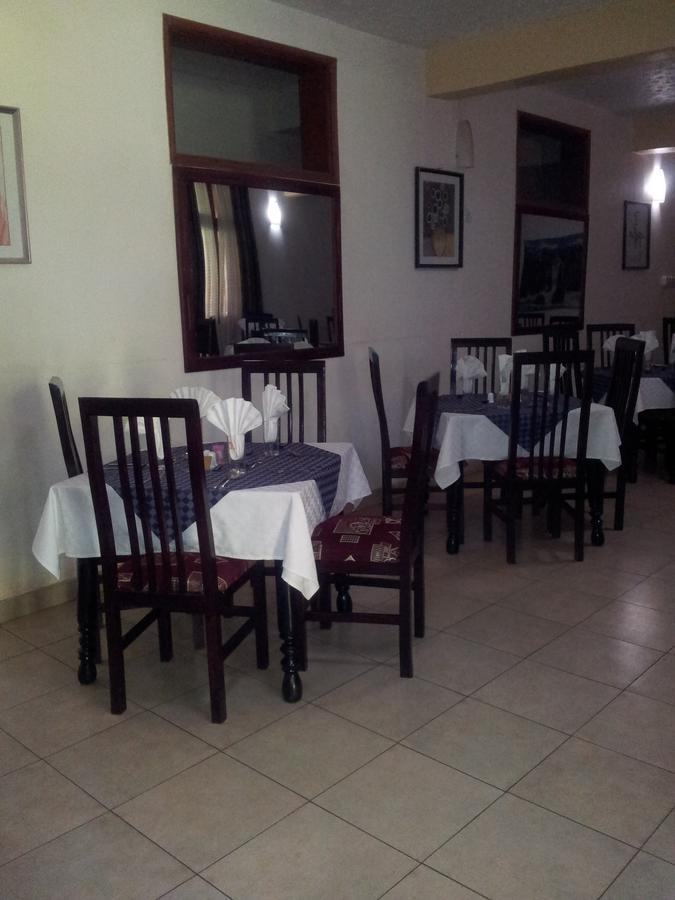 Areba Hotel Entebbe Bagian luar foto