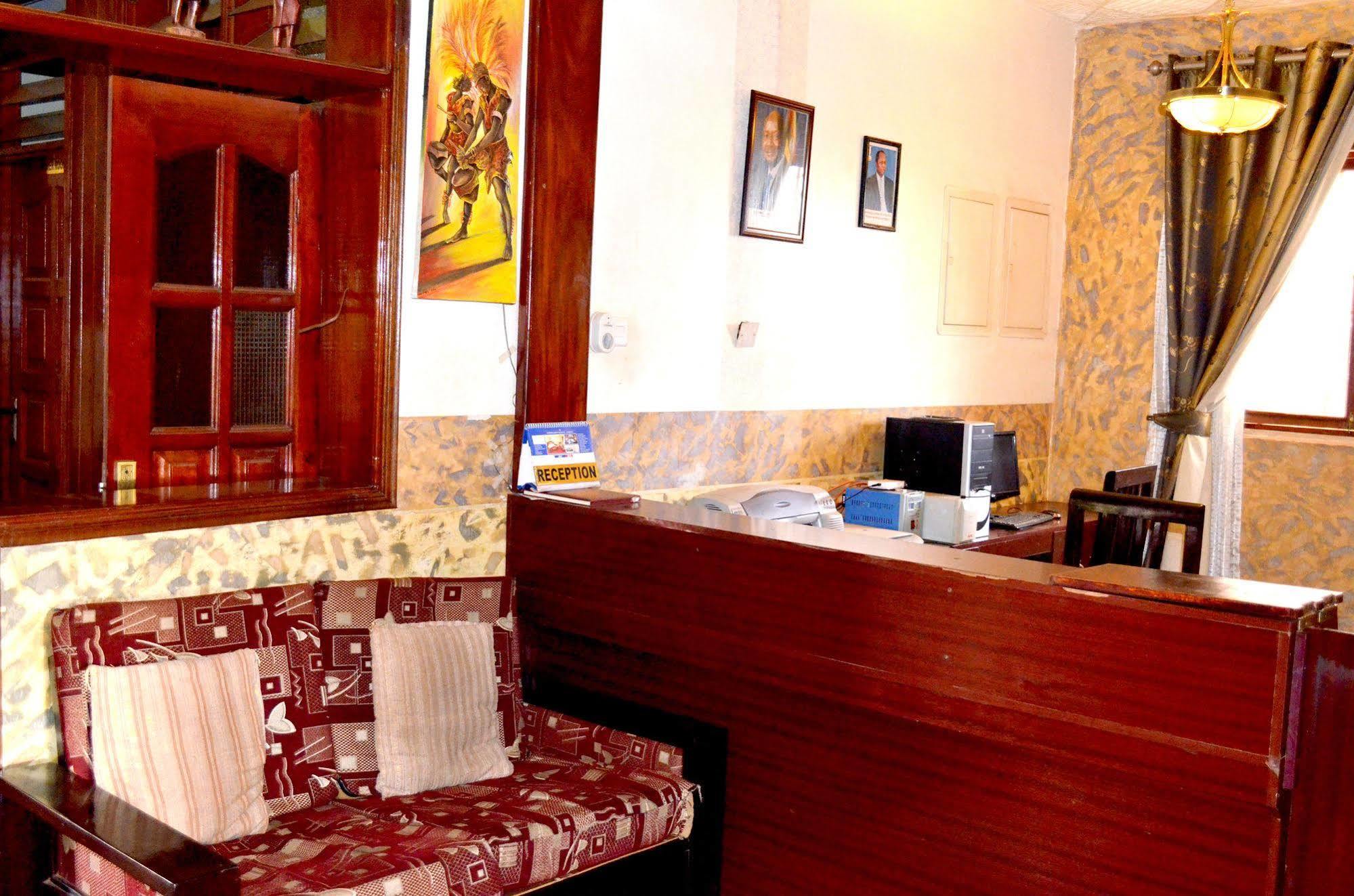 Areba Hotel Entebbe Bagian luar foto