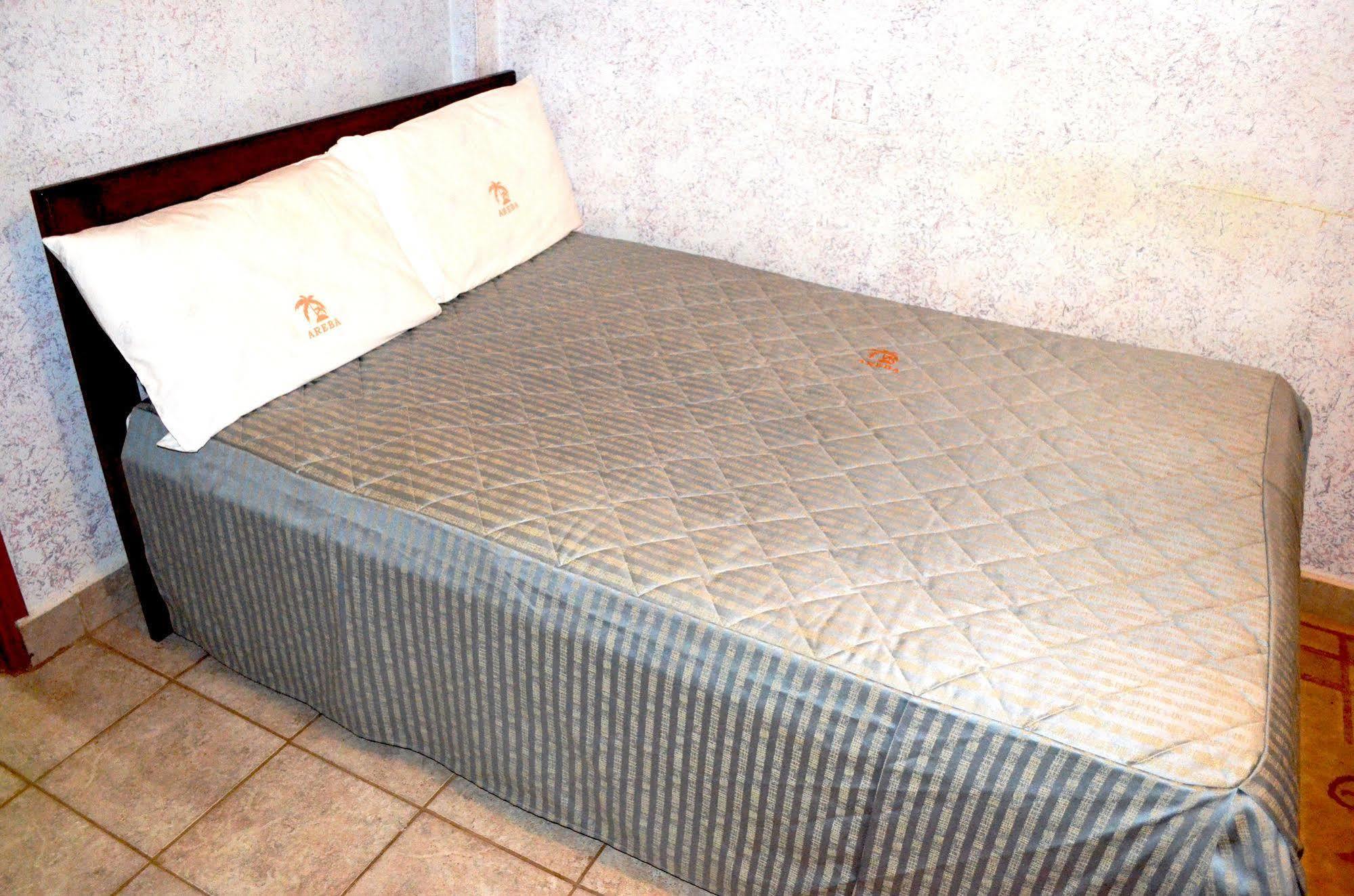 Areba Hotel Entebbe Bagian luar foto