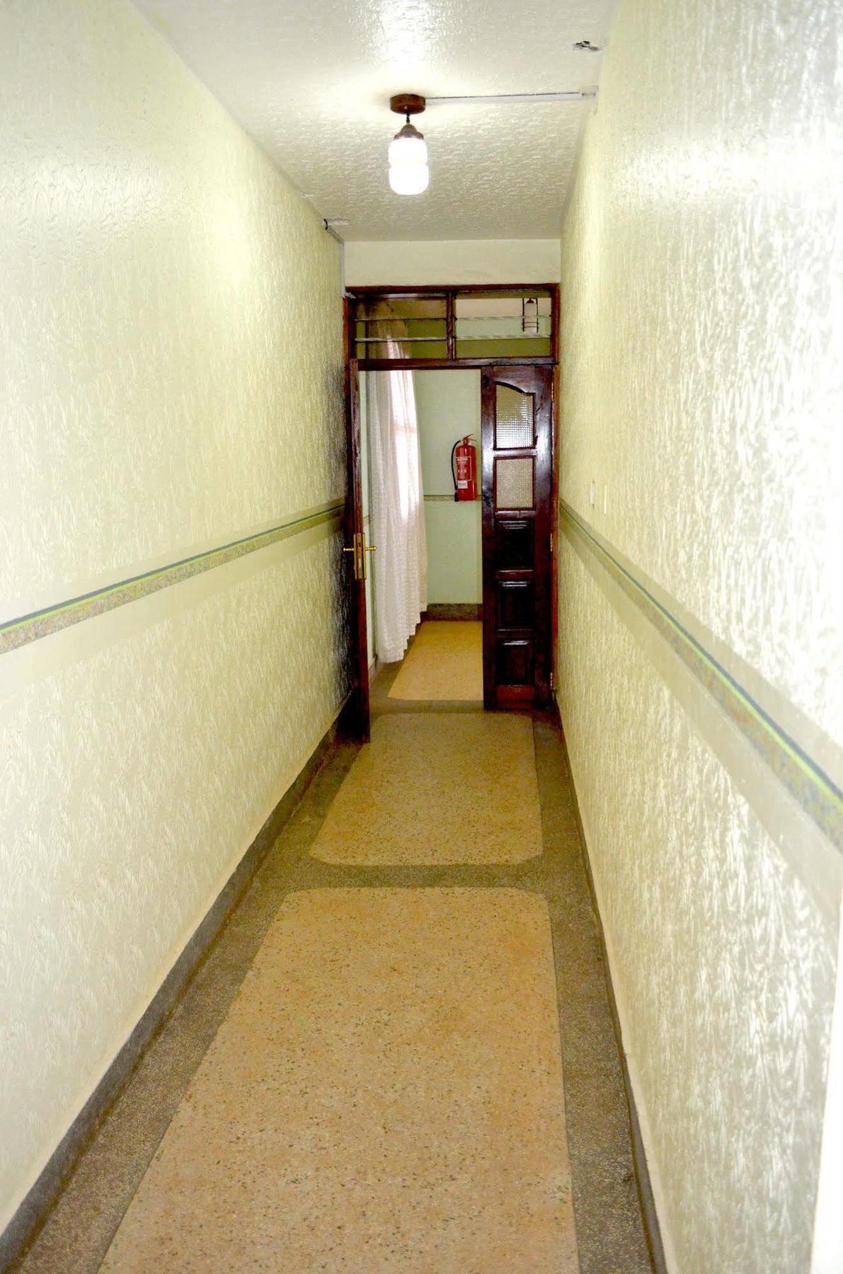 Areba Hotel Entebbe Bagian luar foto